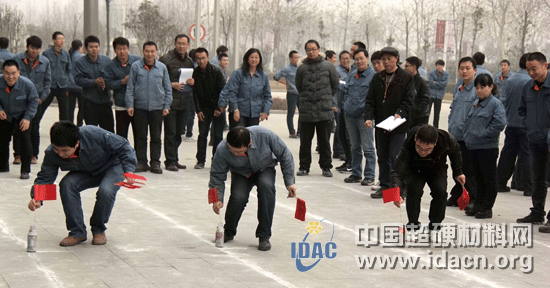 鄭州三磨有限公司舉辦迎新春趣味運動會和卡拉OK比賽活動