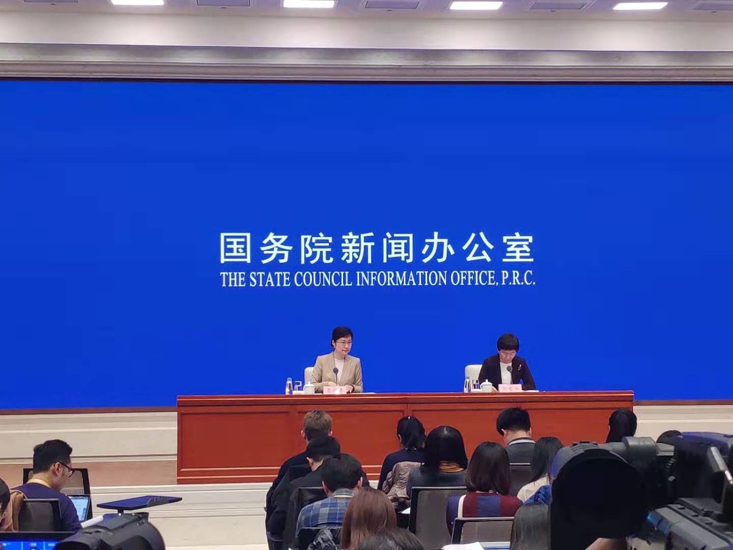 前10個月全國規模以上工業增加值增長5.6% 增速與1-9月持平 